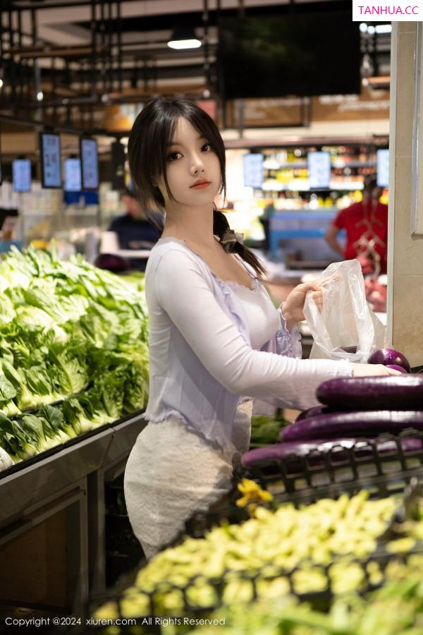 豆瓣酱  [XiuRen]高清写真图 2024.06.07 No.8677 豆瓣酱 丝袜美腿第7张图片